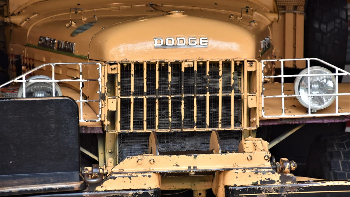 Ponorte sa do myslenia Heideggera: seminár o metafyzike, technológii a umení