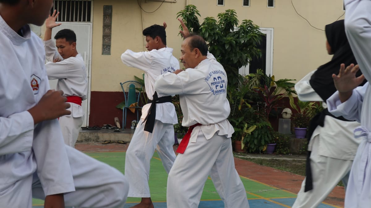 Tréning s Khabibom: Lex Fridman na tatami