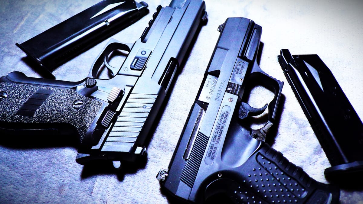 Únik z pasce debaty o zbraniach