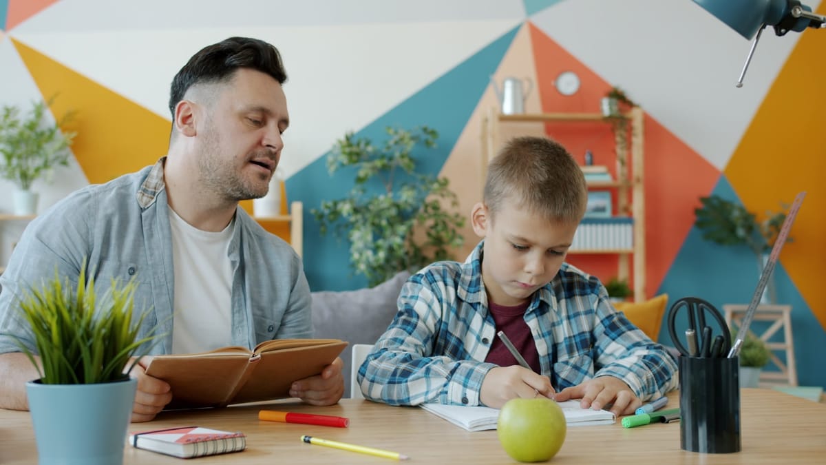 Učenie posilňovaním: Odmeny, hodnoty a gradienty