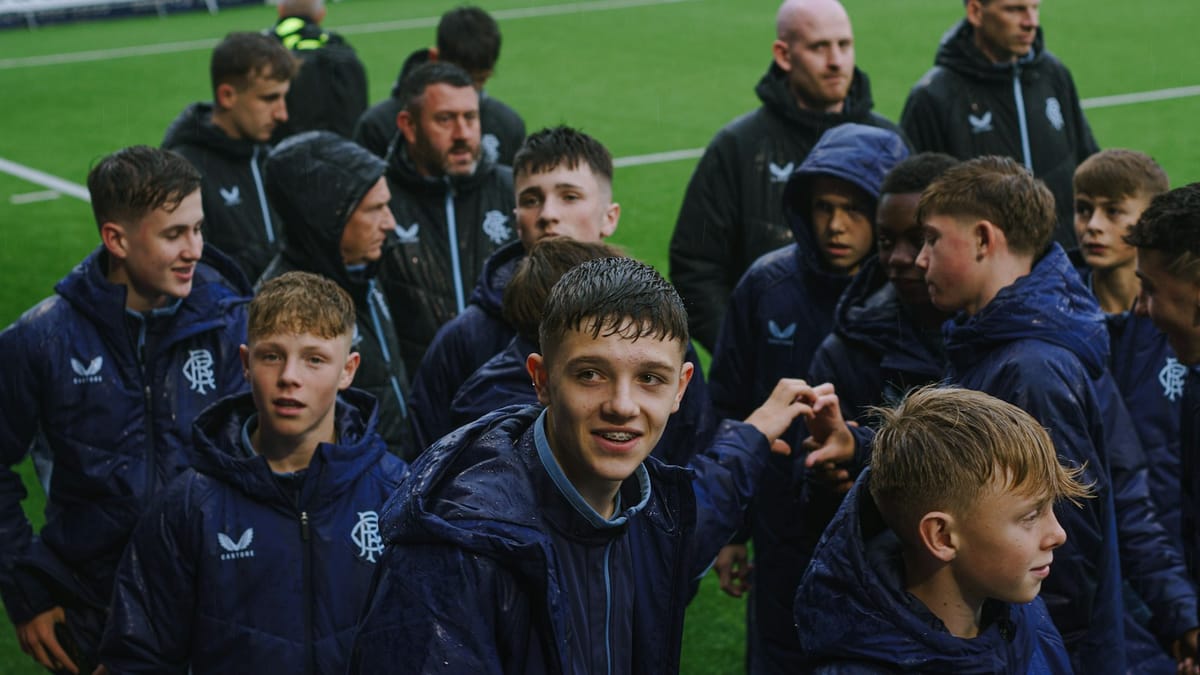 Tottenham Nebude Bojovať o Zostup, Uisťuje Murphy