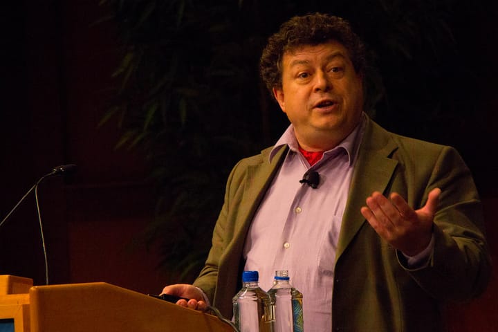 Rory Sutherland: Sme Príliš Netrpezliví na to, aby sme Boli Inteligentní? | Reflexia z Nudgestock 2024