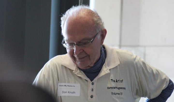 Ponorenie sa do TeX82: Vnútorná štruktúra systému