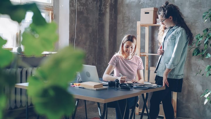 Prečo stále na tom záleží? Rashida Jones o novinárstve a vlastnej ceste