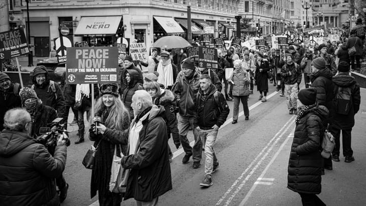 Nová kniha „The Logic of War“: Pochopte modernú vojnu