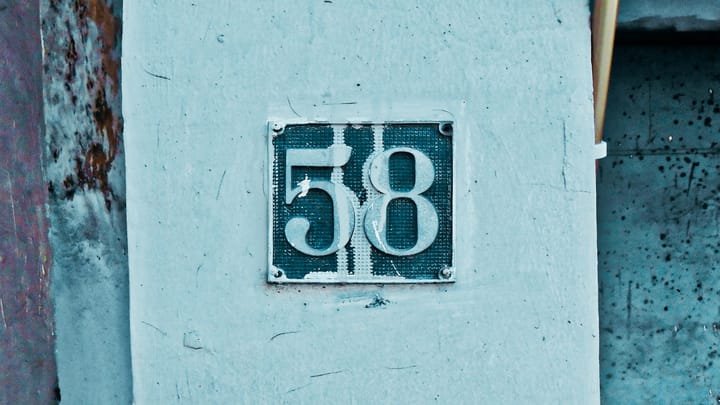 Prečo je 100 000 001 deliteľné 17?