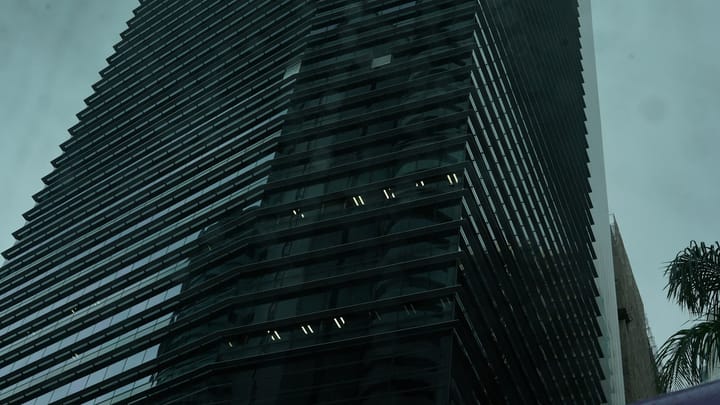 Ako daňové peniaze financujú Palantir a globálnu sieť dohľadu