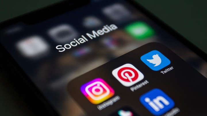 Prestaňte Skrolovať, Začnite Žiť: Sedemdňový Odstup od Sociálnych Sietí