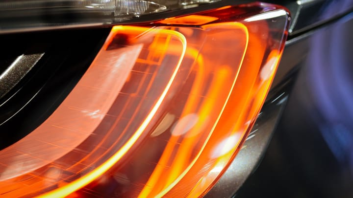 Tajomstvá horúcich lopatiek turbín: Superzliatiny odolávajú extrémnej teplote