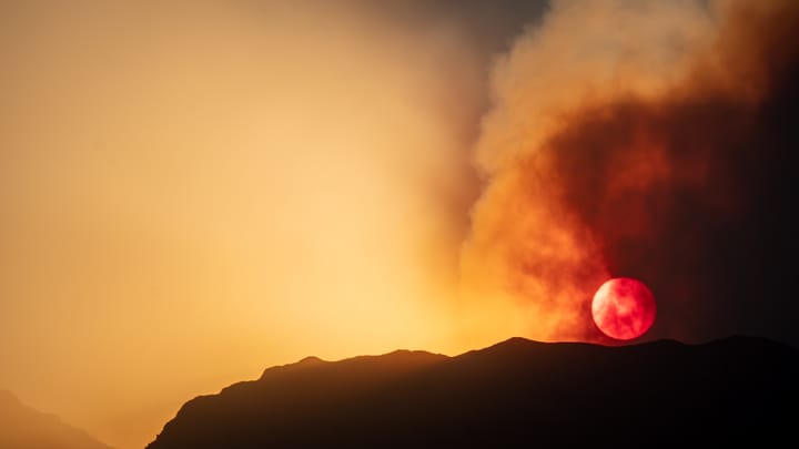 Veľký výbuch na Slnku a návrat kométy!