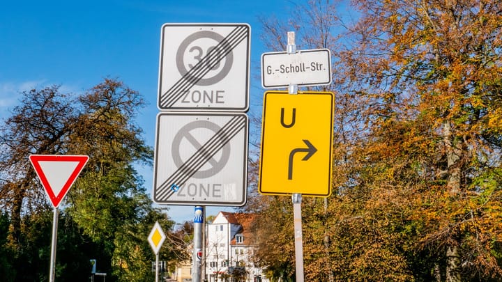 Hodnotenie jazykových modelov: Pohľad zo Stanfordu