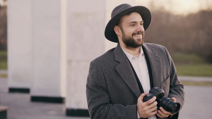 Príbehy nás spájajú: Prečo je storytelling kľúčom k prežitiu