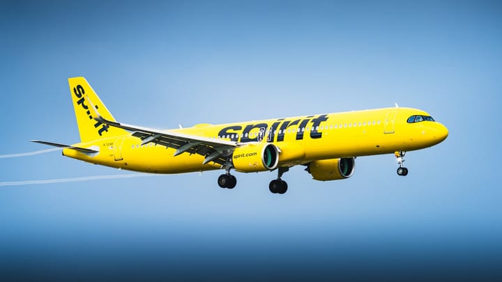 Pád Spirit Airlines: Neudržateľný biznis a ponaučenia