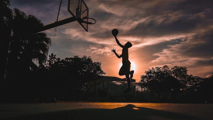 Ako Rudy Gobert dosahuje výkonnosť a šťastie