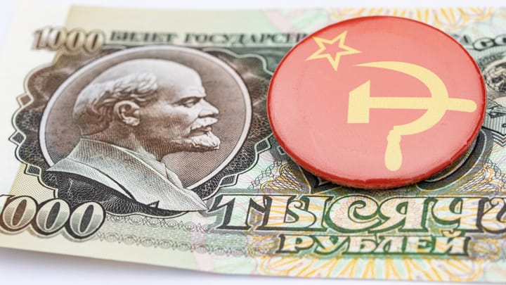 Prečo autokracie odmietajú liberalizmus? Pohľad na strach a motiváciu