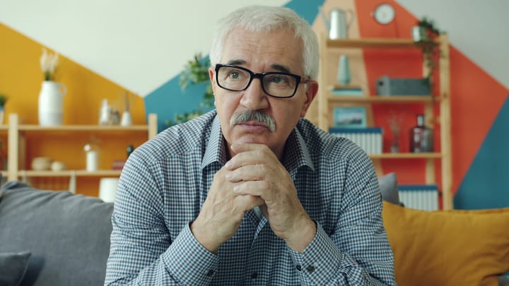 Samota v dôchodku: Ako nájsť pokoj podľa Montaigneho