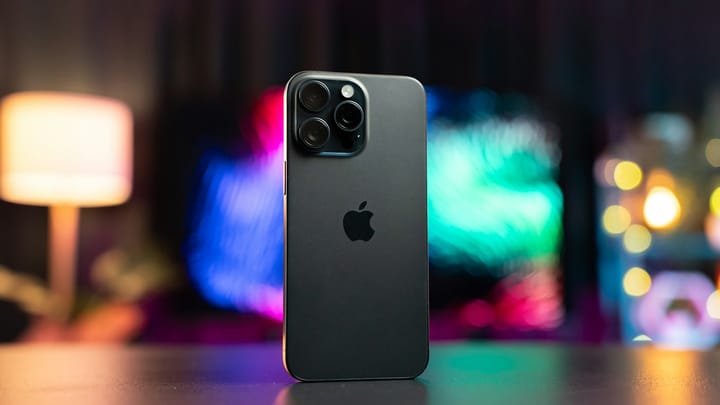 Novinky z technológií: Siri, Meta One a VR