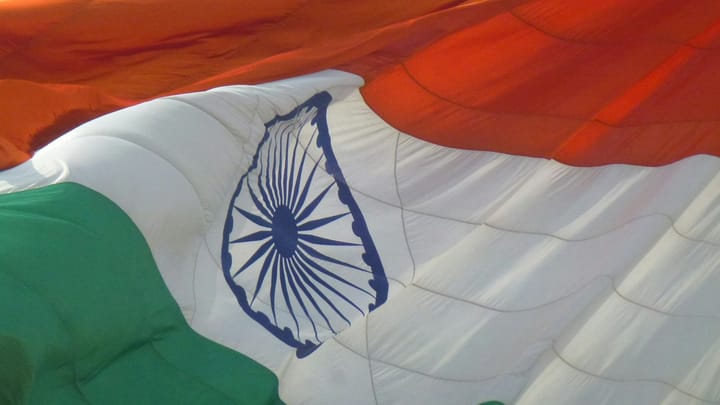 India čelí kríze: Problémy, protesty a nestabilita